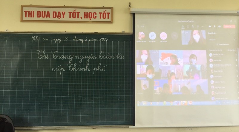 Học sinh trường TH TT Trâu Quỳ thi  Trạng nguyên toàn tài cấp Thành Phố 